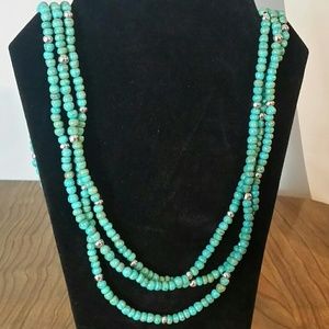 Turquoise bead necklace